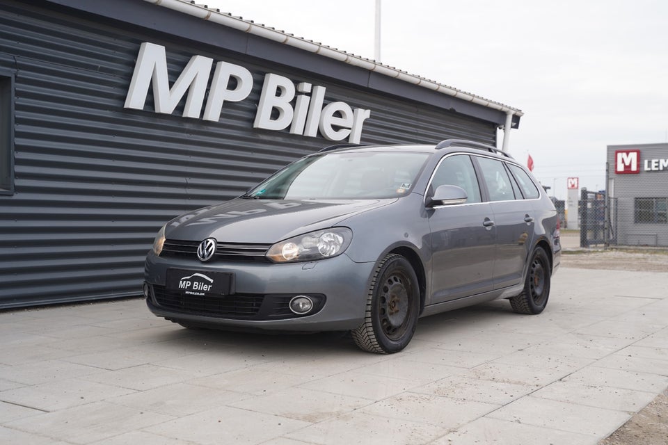 VW Golf VI 1,6 TDi 105 Comfortline Variant BMT 5d