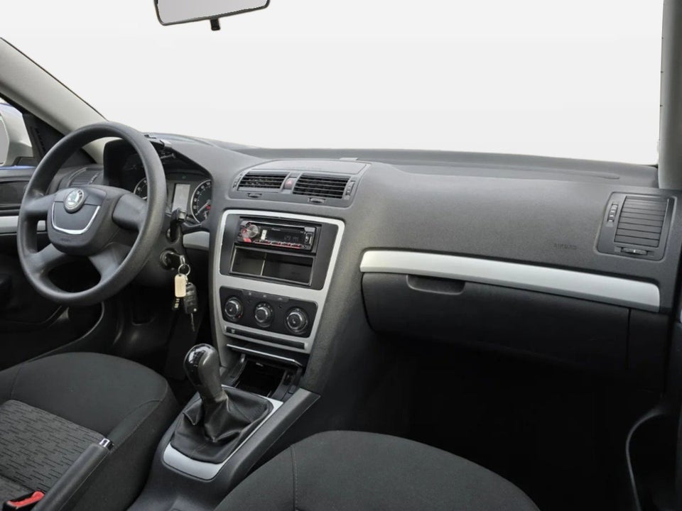 Skoda Octavia 1,8 TSi 160 Ambiente Combi 5d