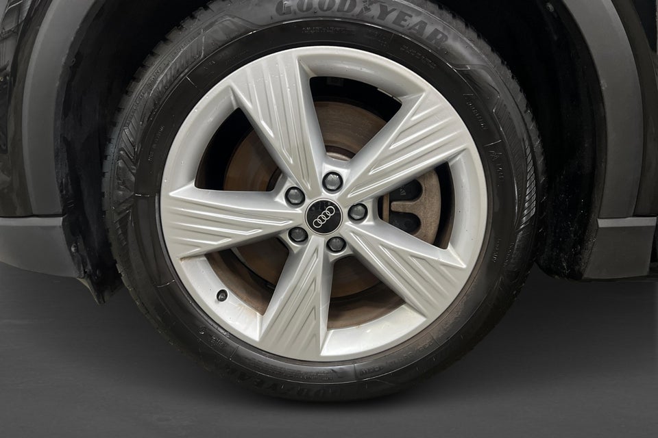 Audi Q4 e-tron 40 Attitude 5d