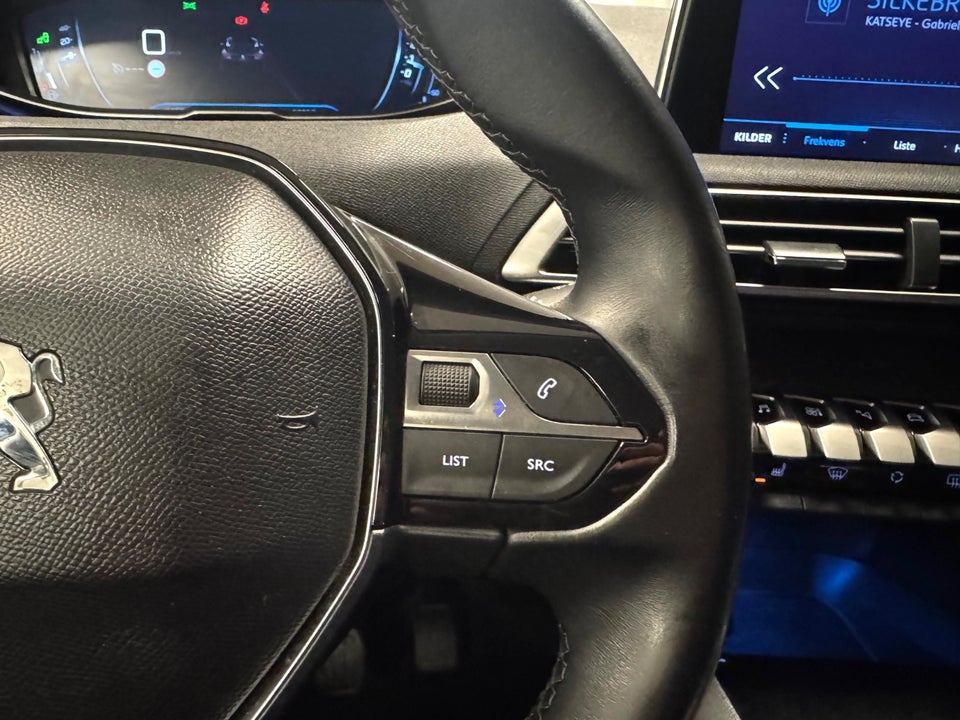 Peugeot 3008 1,5 BlueHDi 130 Allure 5d