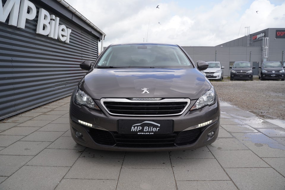 Peugeot 308 1,6 BlueHDi 120 Allure 5d