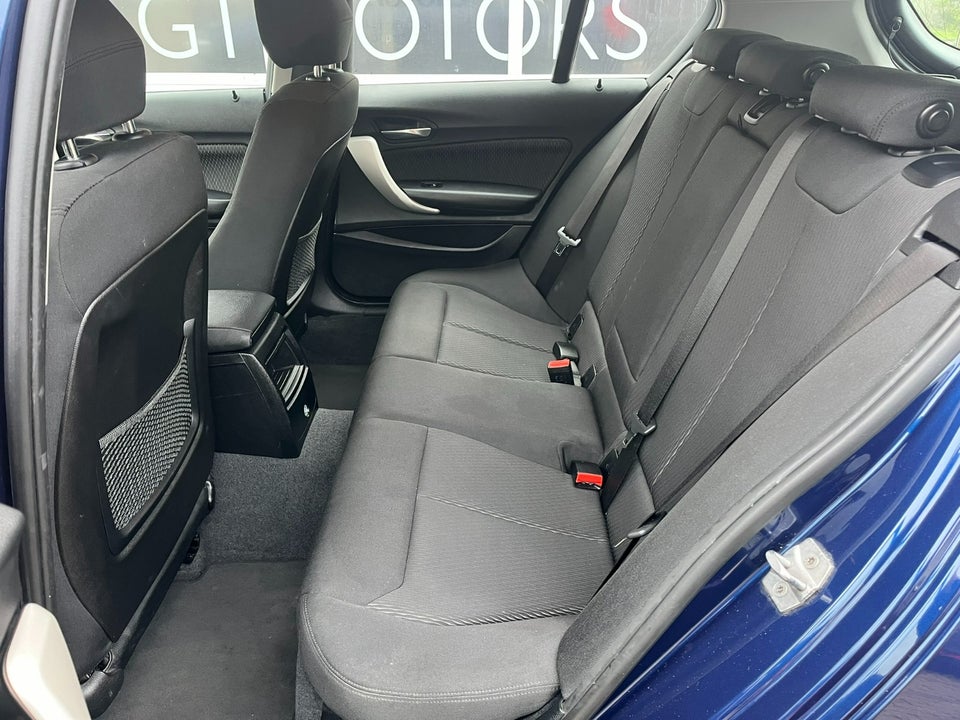 BMW 118i 1,5 Connected aut. 5d