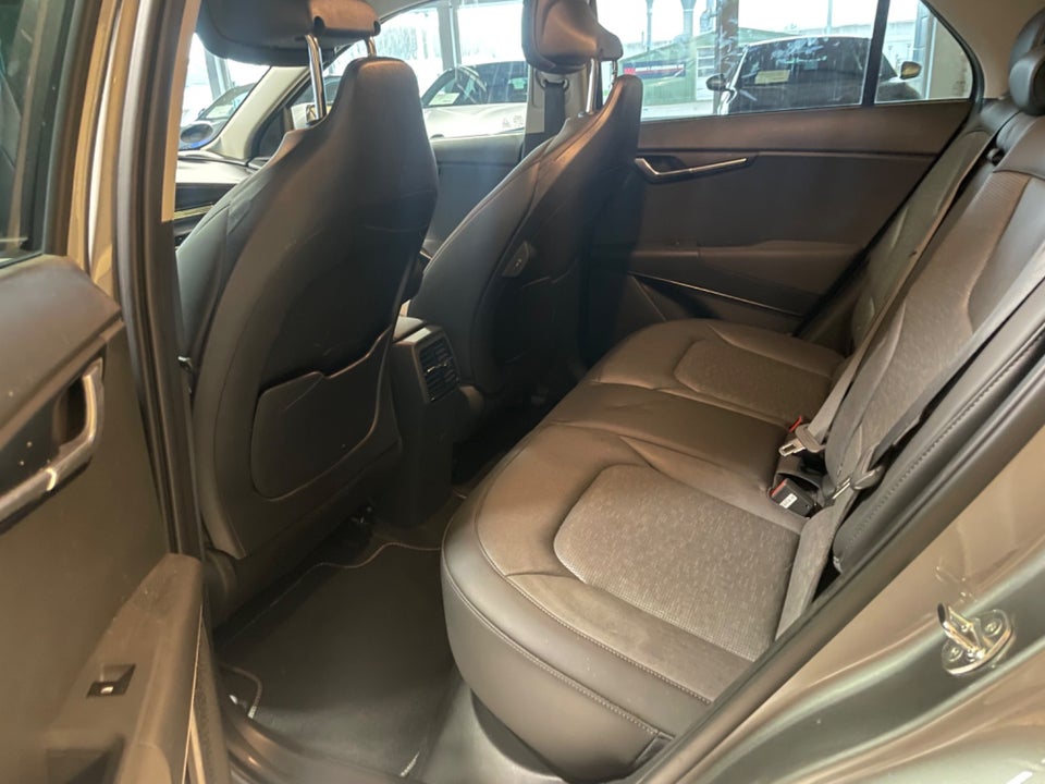 Kia Niro 64 EV Limited Edition 5d