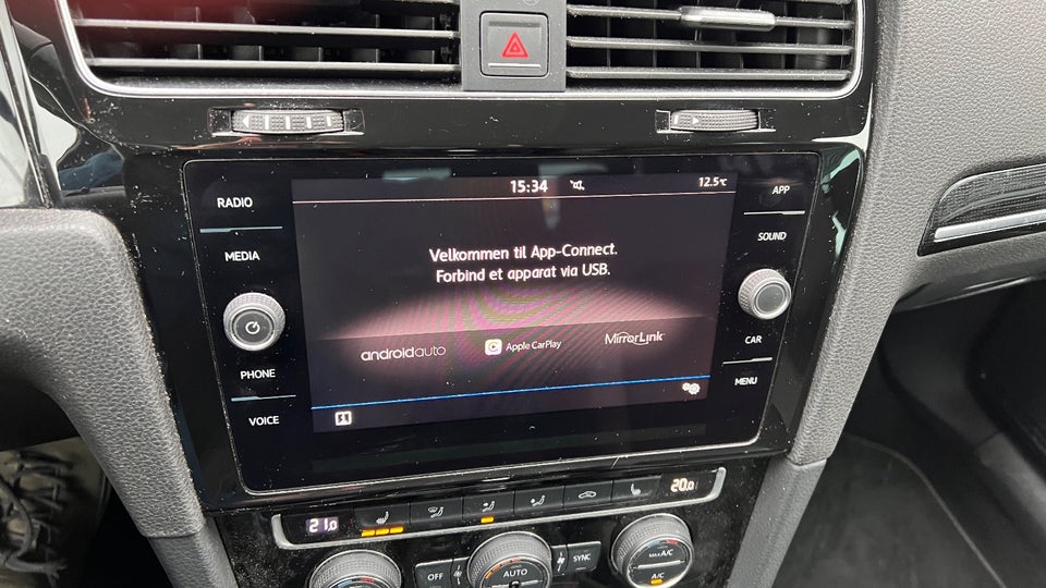 VW Golf VII 1,4 TSi 150 Highline DSG 5d