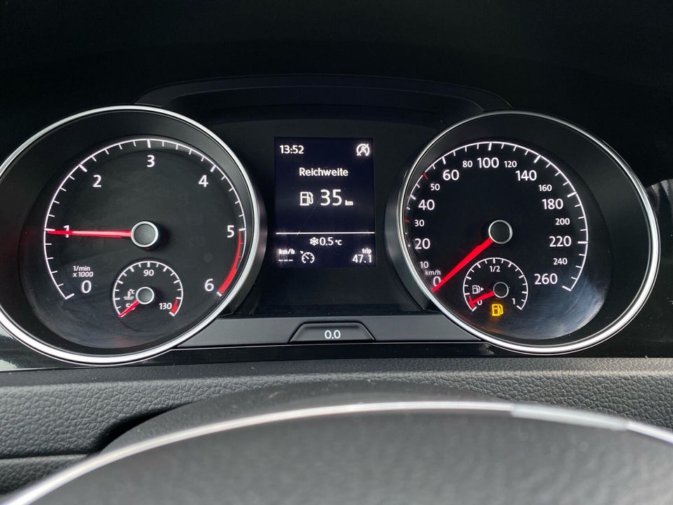 VW Golf VII 1,6 TDi 105 Comfortline BMT 5d