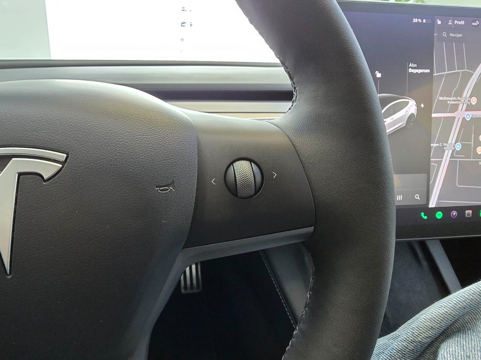 Tesla Model 3 Standard Range+ RWD 4d