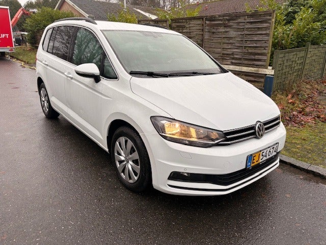 VW Touran 1,6 TDi 115 Comfortline DSG Van 5d