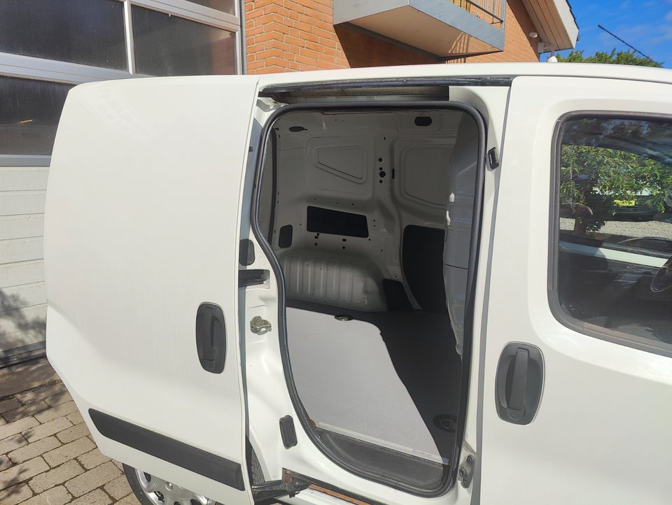 Fiat Fiorino 1,3 MJT 80 Basic Van 5d