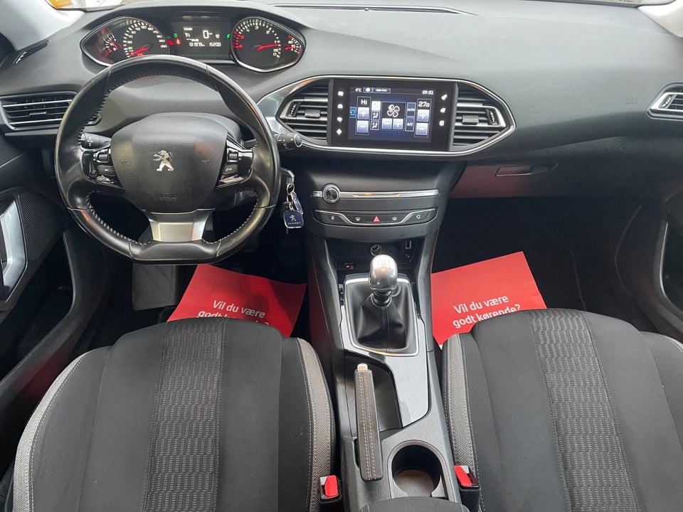 Peugeot 308 1,6 BlueHDi 120 Style SW 5d