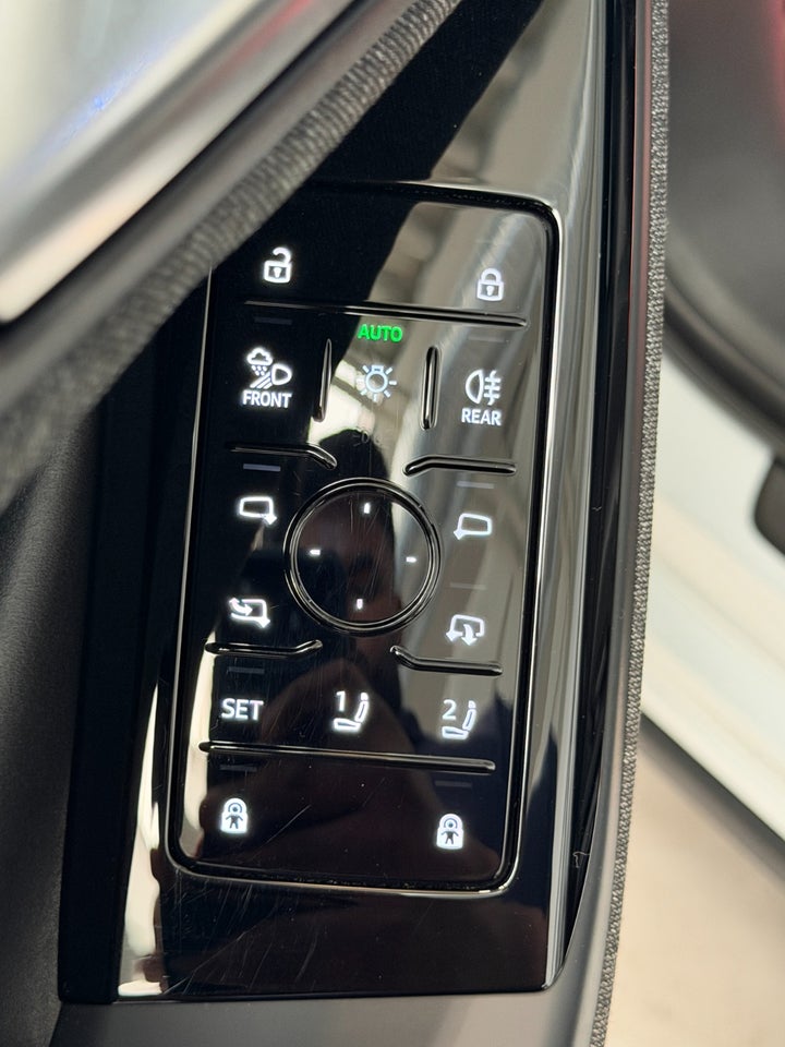 Audi Q6 e-tron S-line performance 5d