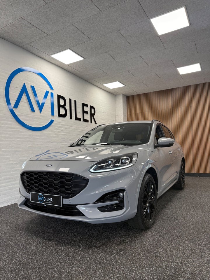 Ford Kuga 2,5 PHEV Graphite Tech CVT 5d