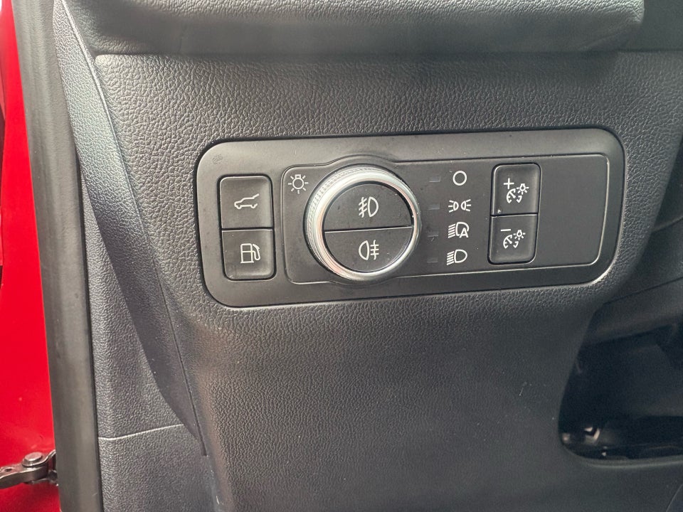 Ford Kuga 2,5 PHEV Vignale CVT 5d