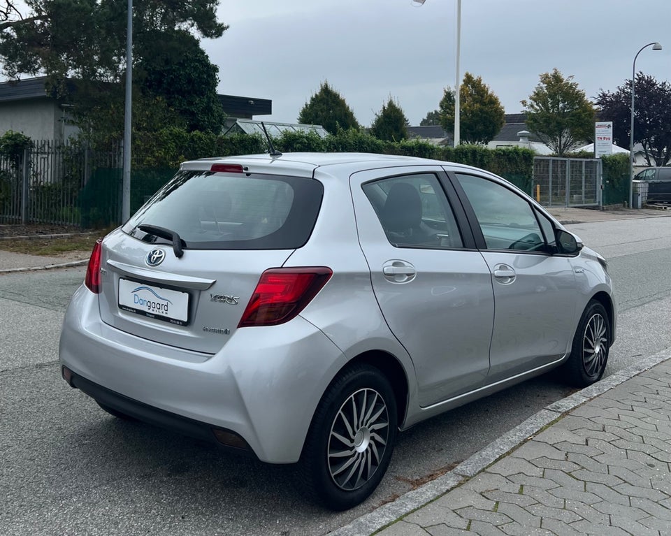 Toyota Yaris 1,5 Hybrid H2 e-CVT 5d