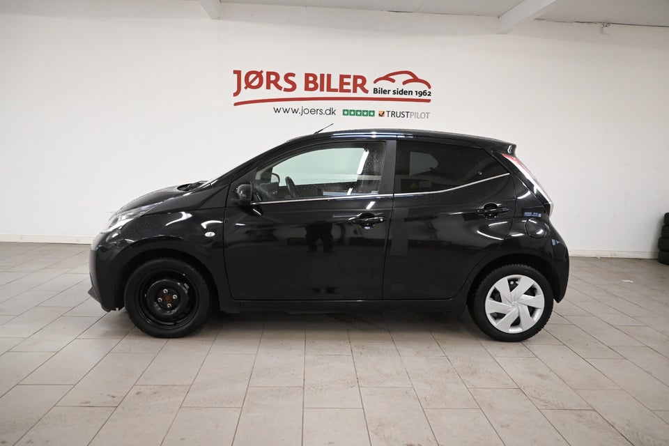 Toyota Aygo 1,0 VVT-i x-black II 5d