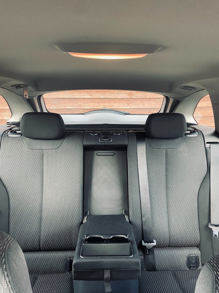 BMW 320d 2,0 Touring 5d