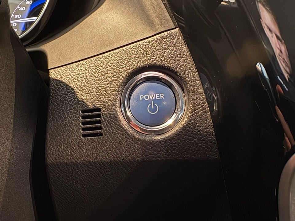 Toyota Auris 1,8 Hybrid H2 Comfort CVT 5d