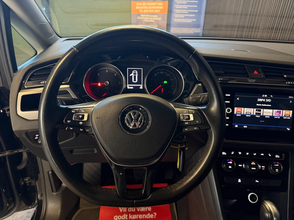 VW Touran 1,6 TDi 115 Comfortline Connect DSG 7prs 5d