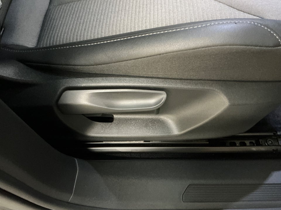 Skoda Enyaq 60 iV Loft 5d