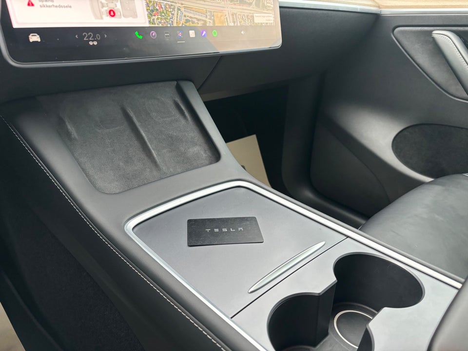 Tesla Model Y Long Range AWD 5d