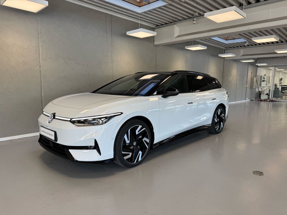 VW ID.7 86 Pro S Tourer 5d