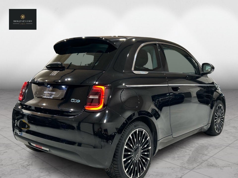 Fiat 500e 42 la Prima by Bocelli 3d