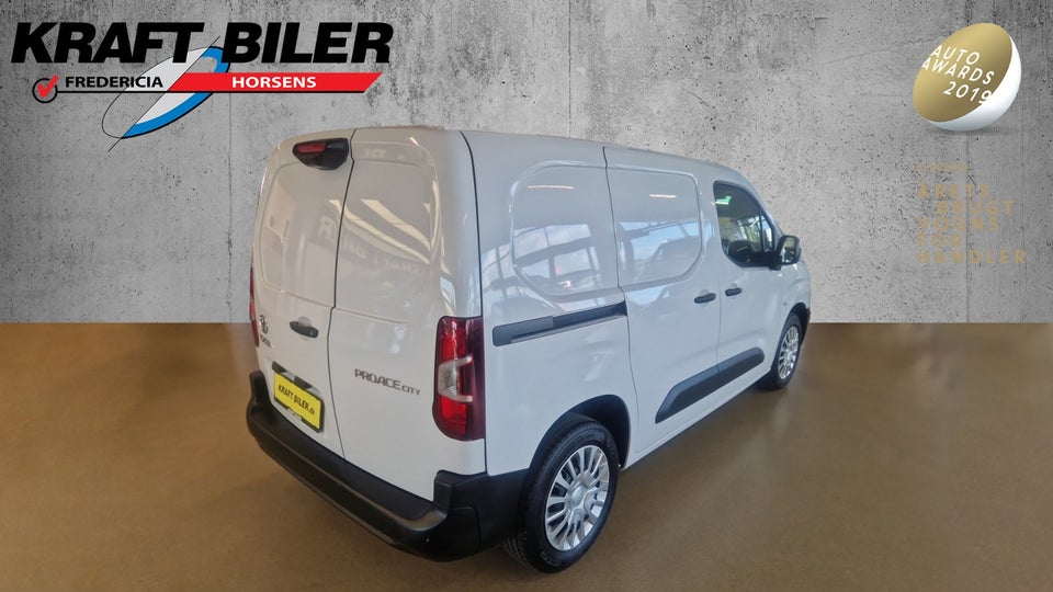 Toyota ProAce City 1,5 D 102 Medium Comfort 5d