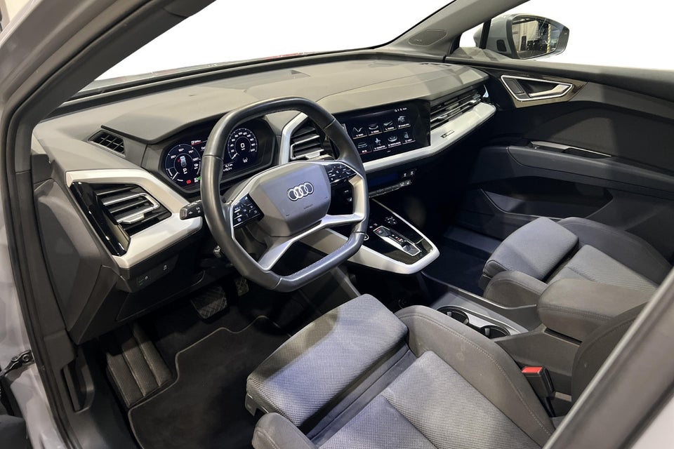 Audi Q4 e-tron 40 Attitude 5d