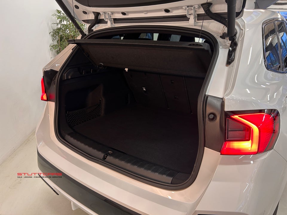 BMW iX1 eDrive20 Fully Charged M-Sport 5d