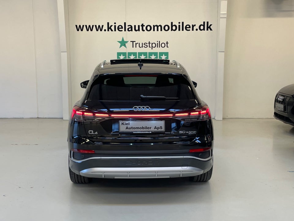 Audi Q4 e-tron 50 S-line quattro 5d