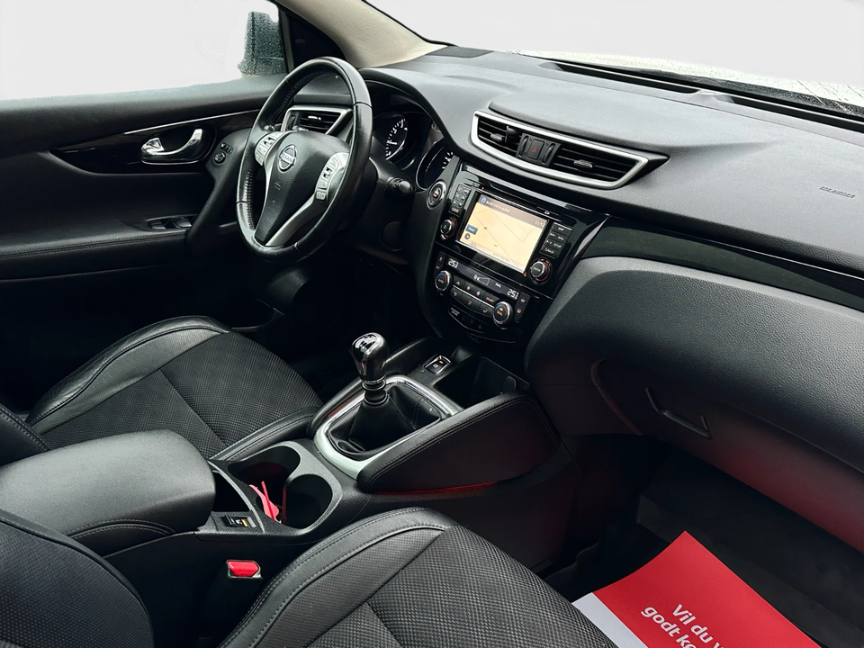 Nissan Qashqai 1,2 Dig-T 115 Tekna 5d