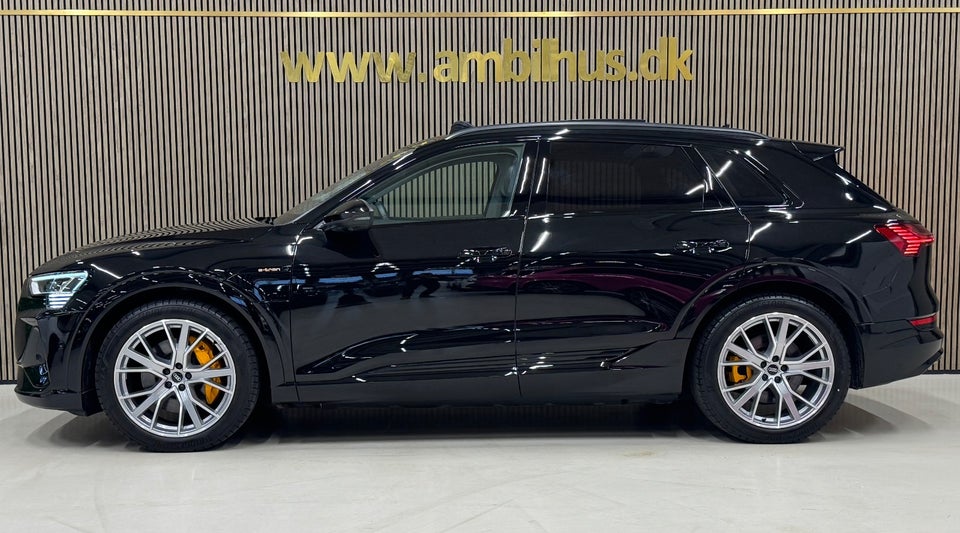 Audi e-tron 55 S-line quattro 5d