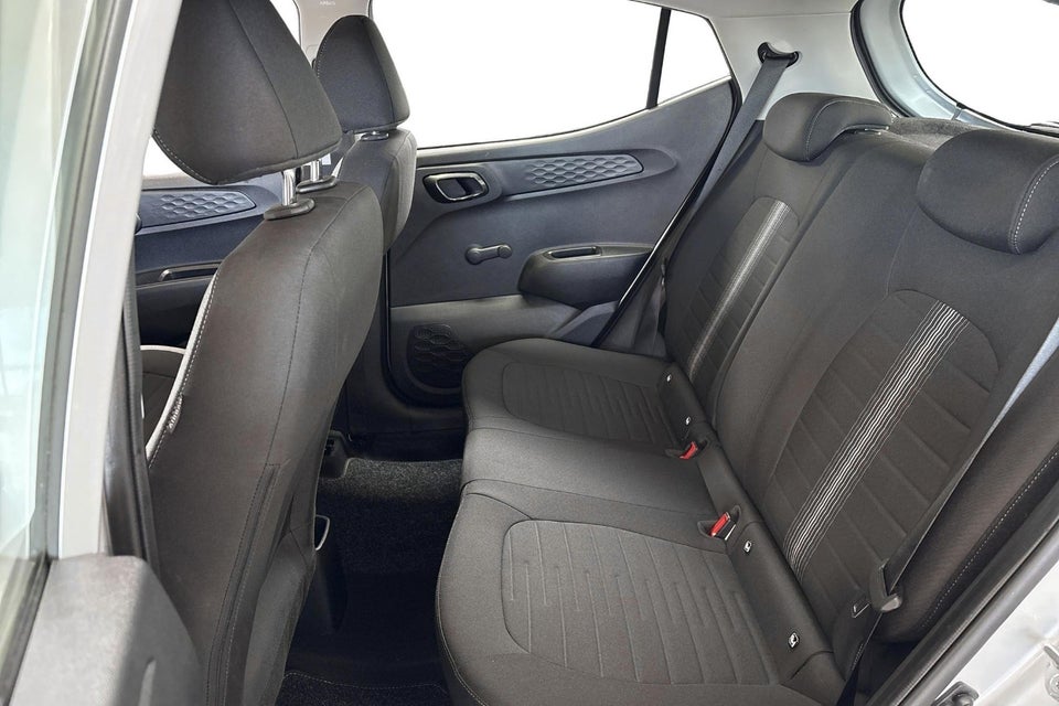 Hyundai i10 1,0 MPi Essential 5d