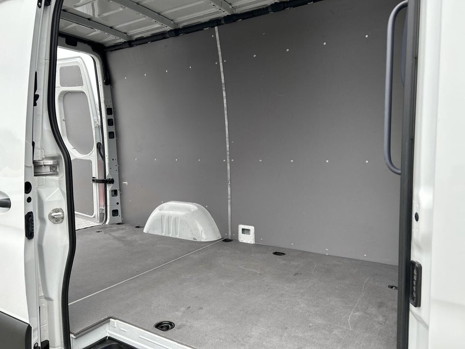 Mercedes Sprinter 317 2,0 CDi A2 Kassevogn aut. RWD