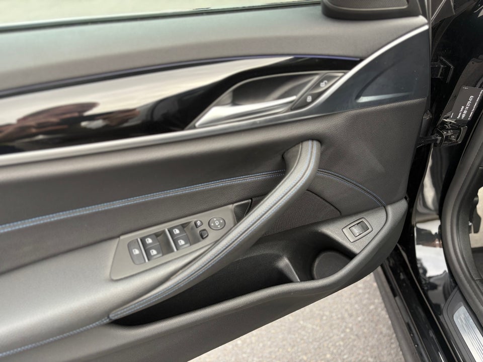 BMW 520d 2,0 Touring M-Sport xDrive aut. 5d