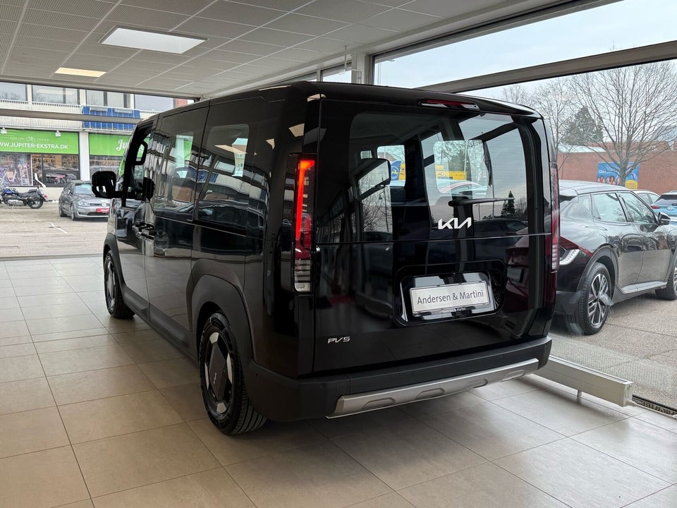 Kia PV5 71 Long Range Upgrade 5d