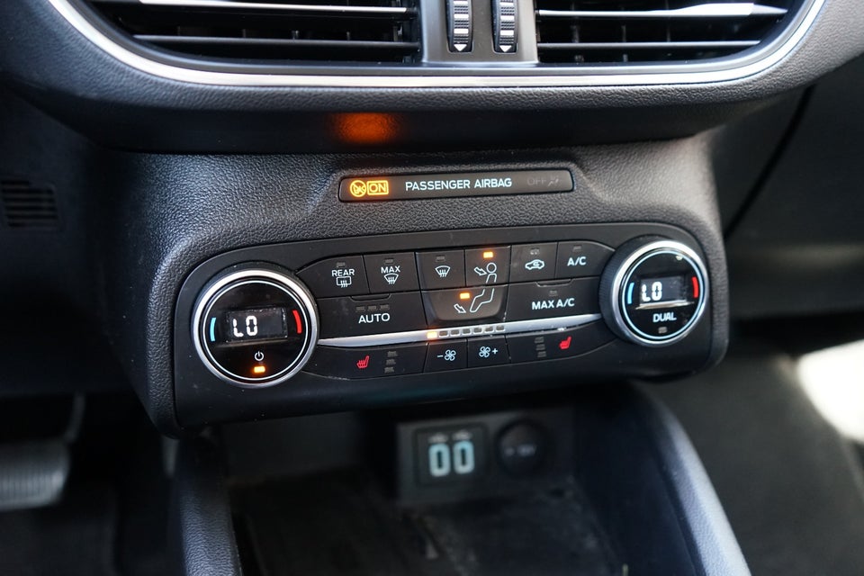 Ford Focus 1,5 EcoBlue Active stc. aut. Van 5d