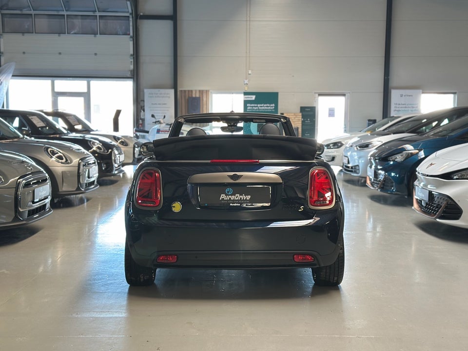MINI Cooper SE Cabriolet 2d