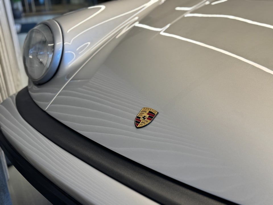 Porsche 911 3,2 Carrera Cabriolet 2d