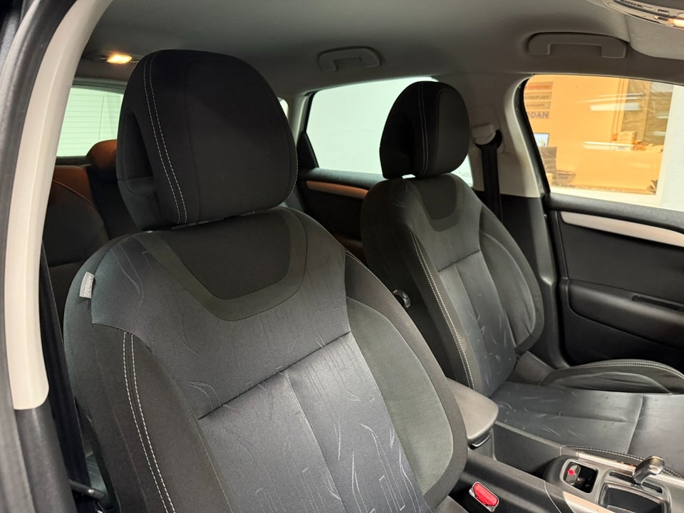 Citroën C4 1,6 e-HDi 112 Seduction E6G 5d