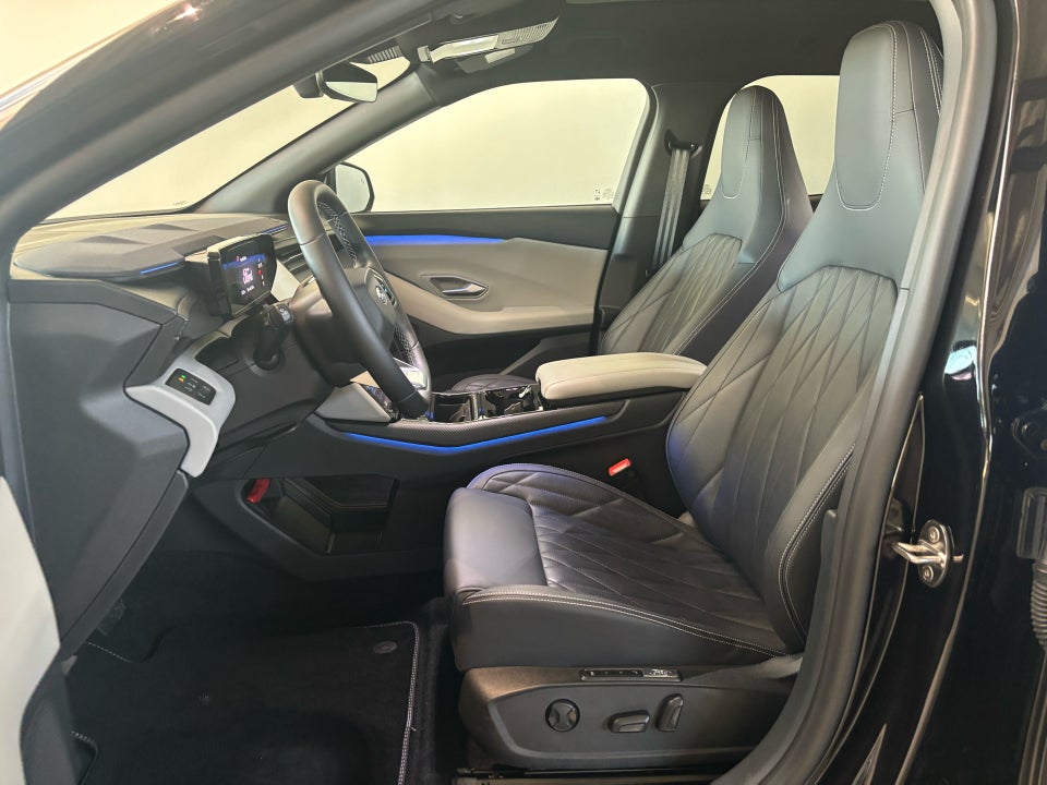 Ford Explorer 82 Premium Extended Range 5d