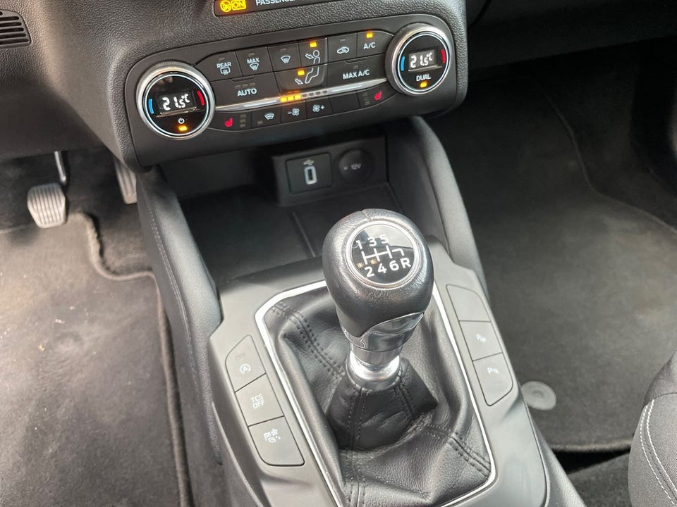 Ford Focus 1,0 EcoBoost Titanium stc. 5d