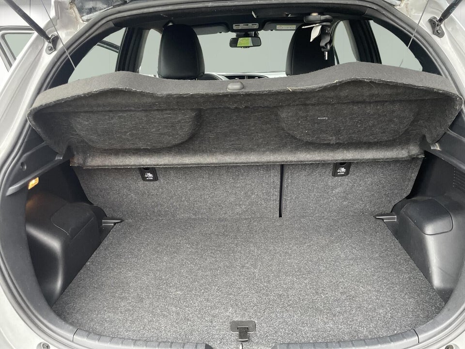 Toyota Yaris 1,5 Hybrid H3 GR Sport Smart e-CVT 5d