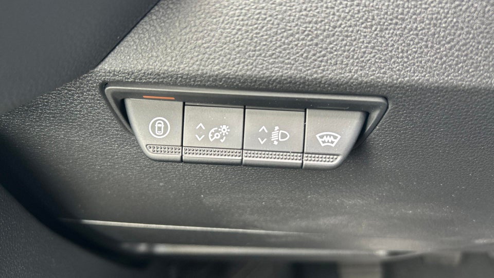 Renault Master V T35 2,0 dCi 150 L2H2 Kassevogn Tekno