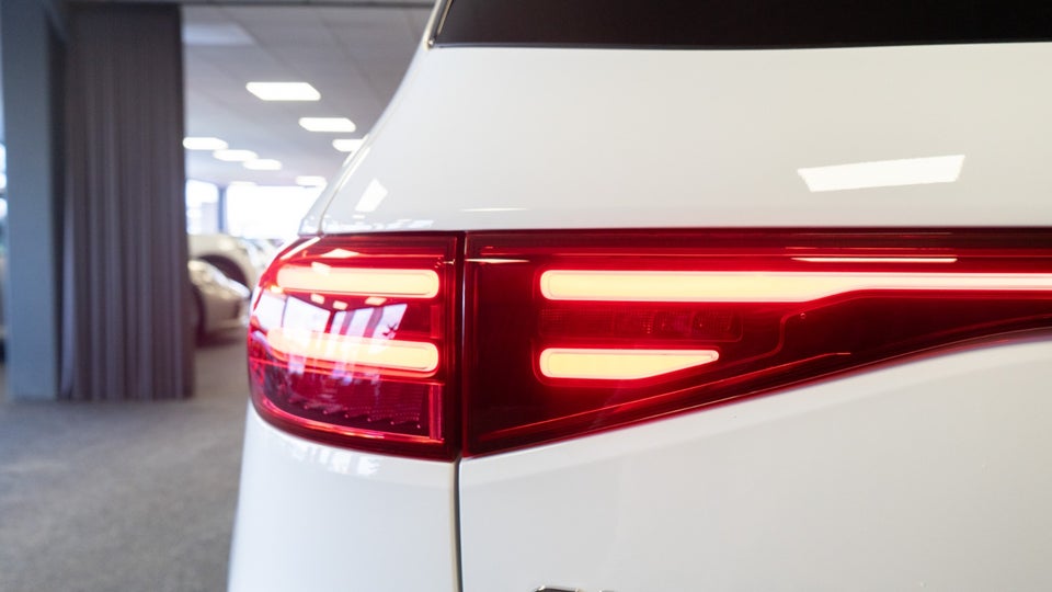 Mercedes EQB250+ Progressive 7prs 5d