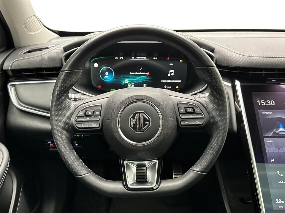 MG Marvel R Luxury 5d