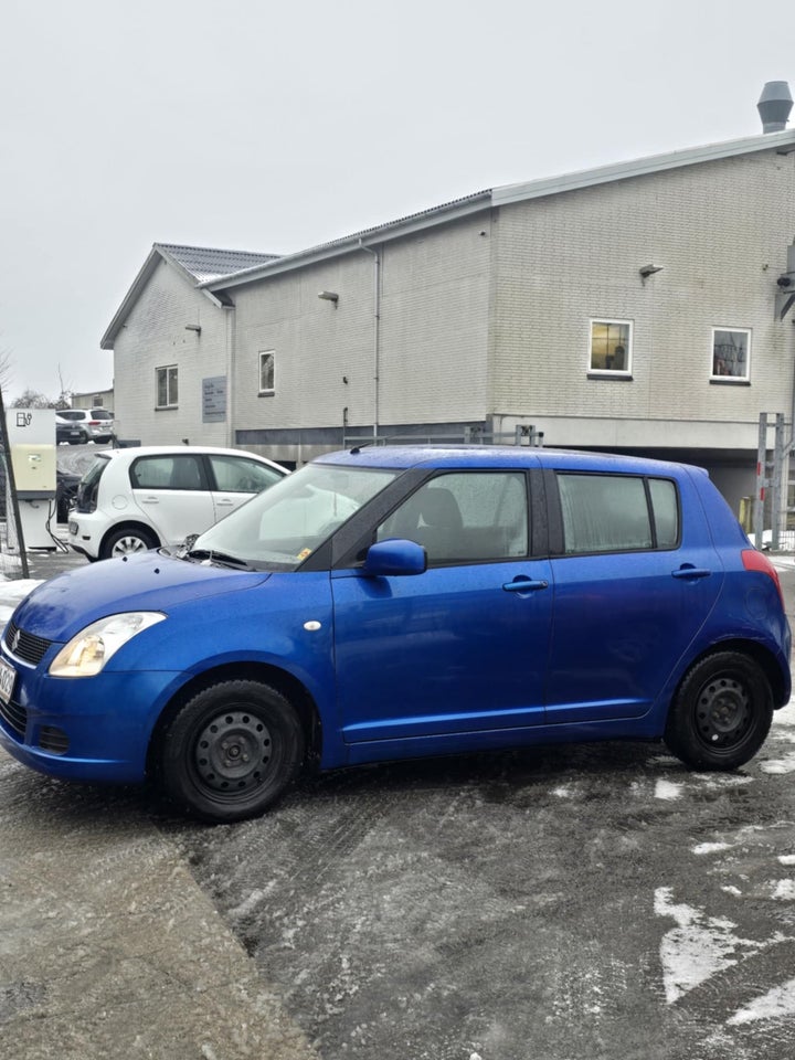 Suzuki Swift 1,5 GLX 5d