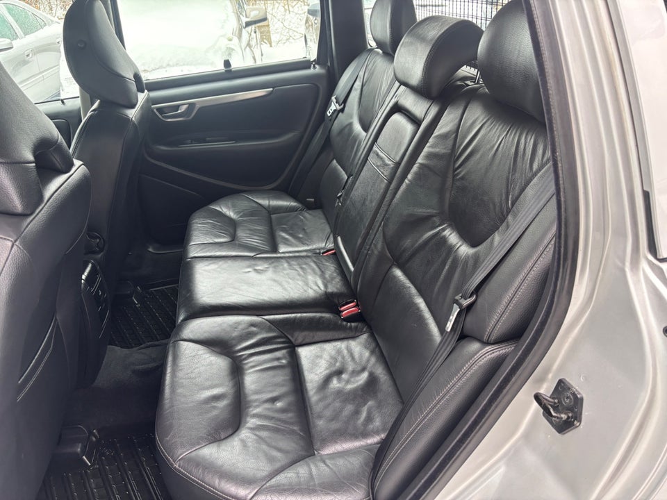 Volvo V70 2,4 140 5d