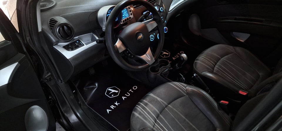 Chevrolet Spark 1,0 LT 5d