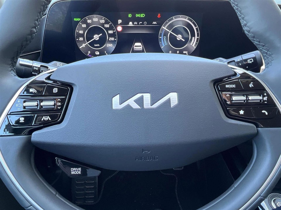 Kia Niro 64 EV Upgrade 5d