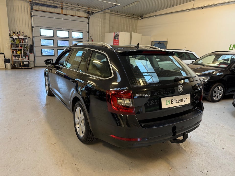 Skoda Octavia 1,8 TSi 180 Style Combi DSG 5d